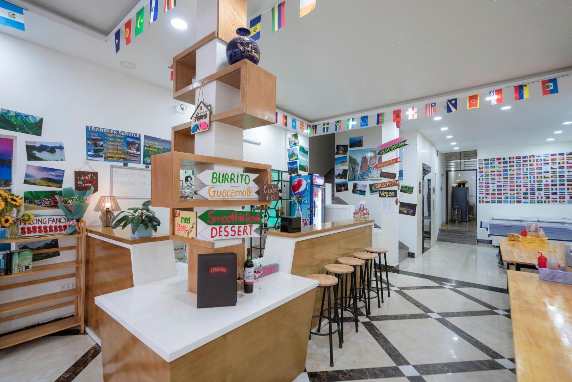 Ha Long Fancy Hostel With Vegetarian And Vegan Restaurant Exterior photo